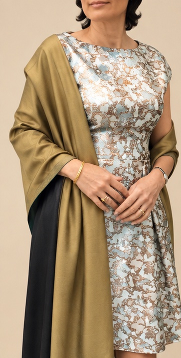 Seidenschal Braun Gold und Schwarz – Detailansicht 1